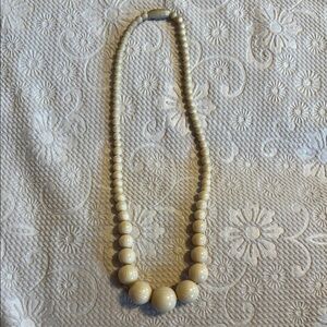 Elegant Cream Beaded Necklace